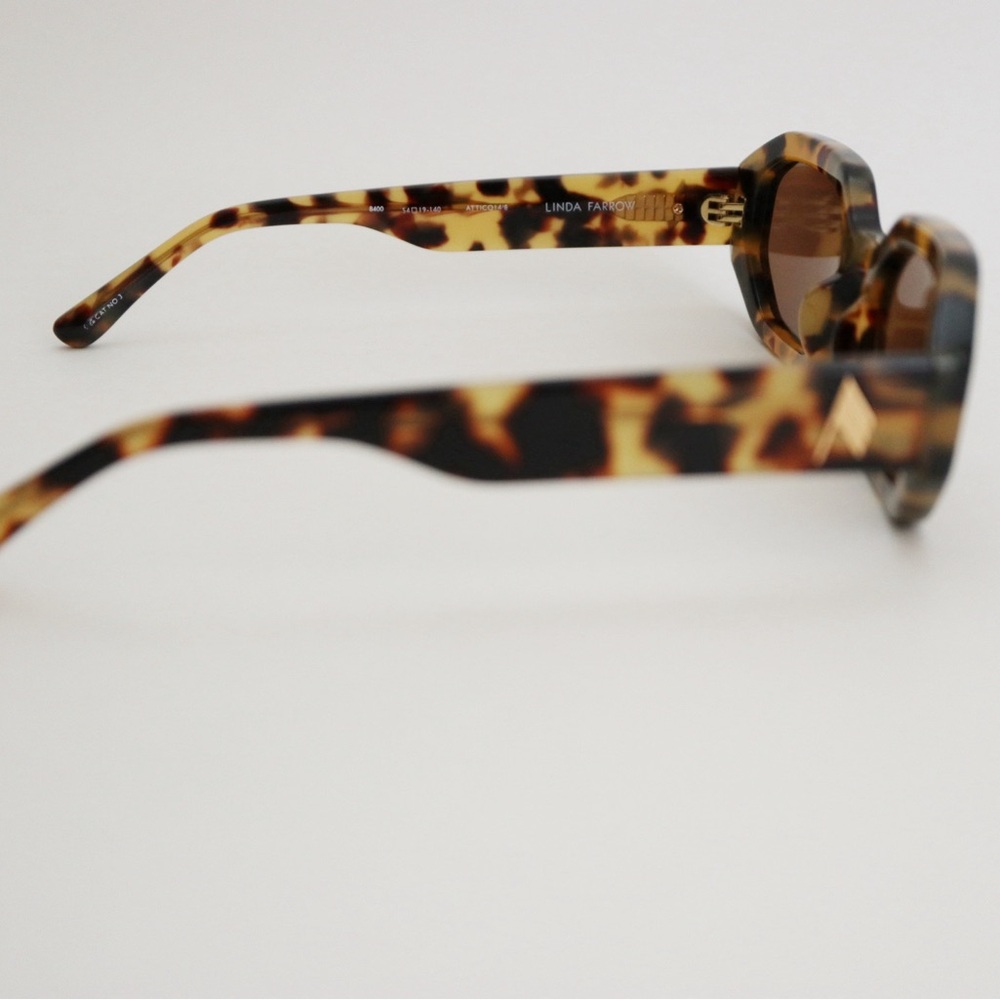 Linda Farrow x Attico Irene Tortoiseshell Sunglasses - Picture 3 of 9
